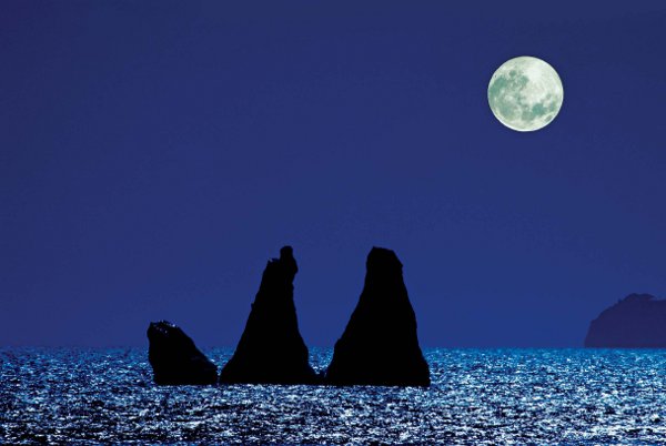 Antarctica Crystal Desert Ocean Night Moon