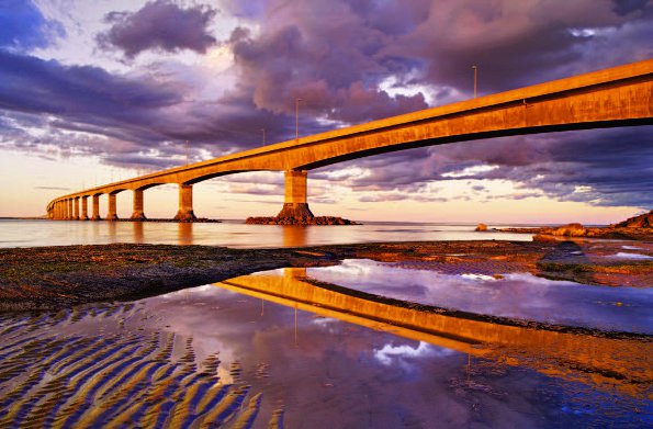 Photo Copyright Darwin Wiggett - Big Bridge