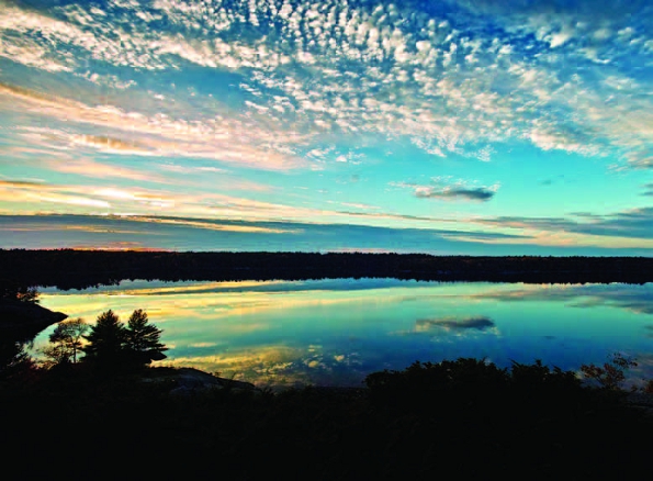 PHOTONews Autumn 2010 Reader's Gallery Yevgeniy Davletshin Sunset on McRay Lake