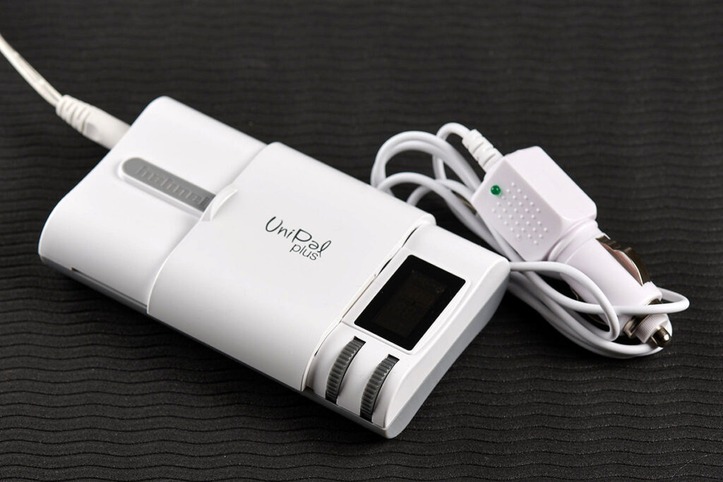 Hahnel UniPal Plus Universal Charger