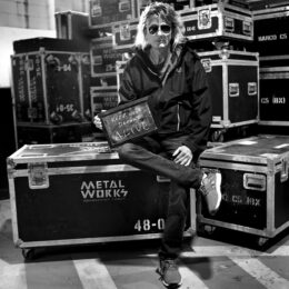 © Stephen UHraney Photo All Rights Reserved Gil Moore from TRIUMPH